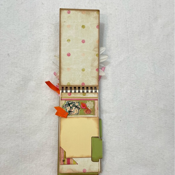 Handmade Spring Memories Gratitude Journal Chipboard Mini Book Album Scrapbook - Picture 3 of 10